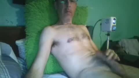 reyes_albert2006 online show from 11-17-25, 12:22