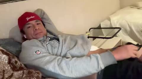 reyintrolp online show from 11-19-25, 05:29