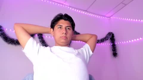 reylatino24 online show from 01-11-26, 11:10