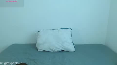 Snapshot of reypablo1 chatting on 11-16-25, 02:33 REY PABLO Independent online show from 11-16-25, 02:33