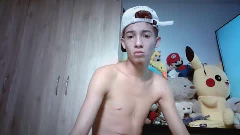 Snapshot of rhettbryan chatting on 11-23-25, 07:13 rhettbryan online show from 11-23-25, 07:13