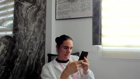 Snapshot of rhiannacoral chatting on 02-25-25, 01:28 rhiannacoral online show from 02-25-25, 01:28