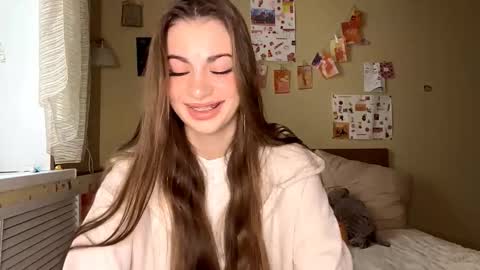 Snapshot of rhiannonmuccigrosso chatting on 11-19-25, 11:32 Anna online show from 11-19-25, 11:32