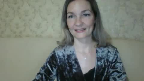 Snapshot of rialur09 chatting on 03-09-25, 08:31 Galina online show from 03-09-25, 08:31