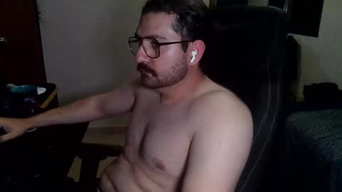 Snapshot of riazwork13 chatting on 11-15-25, 03:04 riazwork13 online show from 11-15-25, 03:04