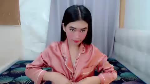 Rica online show from 11-12-25, 06:41