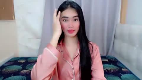 Rica online show from 11-14-25, 06:34