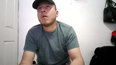 ricardogarcia21 online show from 01-13-25, 08:05