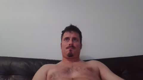 Snapshot of ricciestick chatting on 10-27-25, 01:20 ricciestick online show from 10-27-25, 01:20