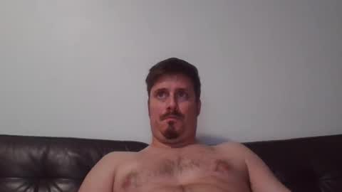 Snapshot of ricciestick chatting on 10-30-25, 02:40 ricciestick online show from 10-30-25, 02:40