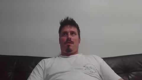 Snapshot of ricciestick chatting on 11-06-25, 01:50 ricciestick online show from 11-06-25, 01:50