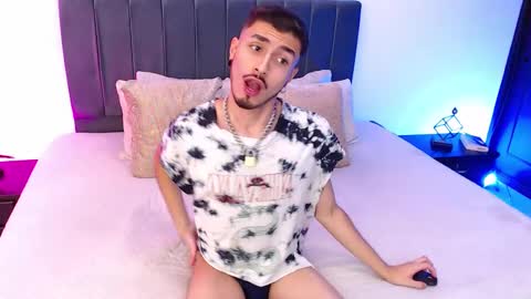 Richard online show from 02-06-25, 03:27