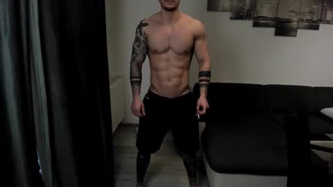 Snapshot of richarddarell chatting on 02-03-26, 06:00 RichardDarell online show from 02-03-26, 06:00