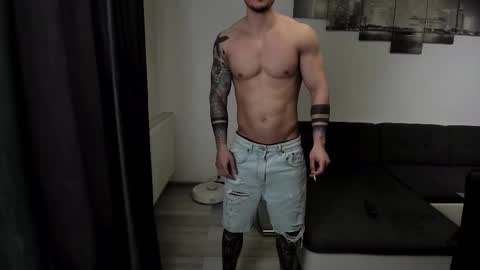 Snapshot of richarddarell chatting on 03-04-26, 06:52 RichardDarell online show from 03-04-26, 06:52