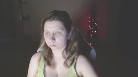 Snapshot of richemily chatting on 01-04-25, 01:42 Emily online show from 01-04-25, 01:42