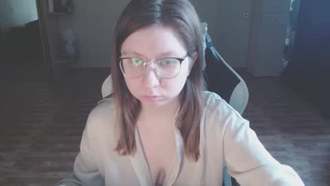 Snapshot of richemily chatting on 02-25-25, 08:58 Emily online show from 02-25-25, 08:58