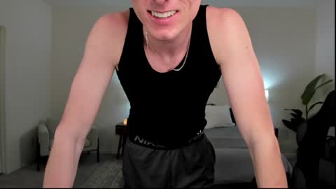 Snapshot of richiewest chatting on 12-18-24, 12:10 Richie online show from 12-18-24, 12:10