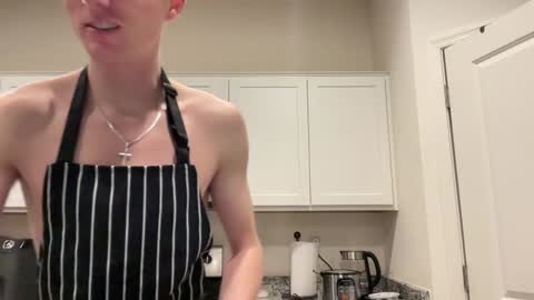 Snapshot of richiewest chatting on 01-29-25, 12:12 Richie online show from 01-29-25, 12:12