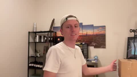 Snapshot of richiewest chatting on 02-20-25, 12:08 Richie online show from 02-20-25, 12:08