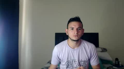 Snapshot of richr_latin_boy chatting on 03-15-26, 02:12 rich online show from 03-15-26, 02:12