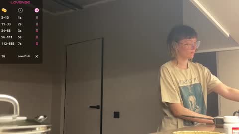 RickiSanchez online show from 09-17-25, 03:35