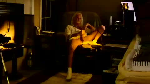 Snapshot of ricks4fun chatting on 10-18-25, 04:26 PINK HOLE TWINK online show from 10-18-25, 04:26