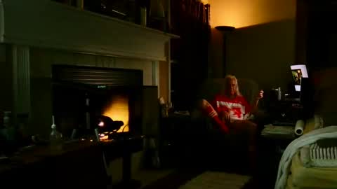 Snapshot of ricks4fun chatting on 03-01-26, 04:25 PINK HOLE TWINK online show from 03-01-26, 04:25