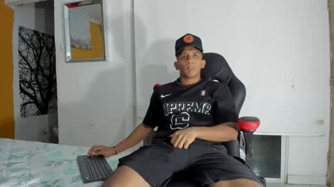 Snapshot of ricky_23cm_ chatting on 02-26-26, 02:10 RICKY online show from 02-26-26, 02:10