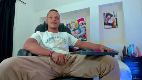 Ricky  online show from 12-15-25, 07:29