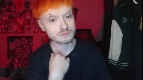 Snapshot of rickydicky_ chatting on 10-17-25, 06:32 Ricky online show from 10-17-25, 06:32