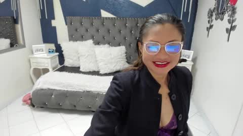 Rihana  online show from 10-05-25, 10:35