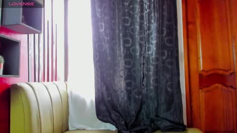 rihanna online show from 12-18-24, 08:14