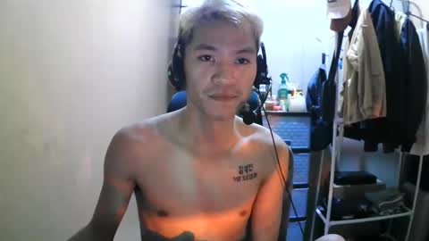 riiichie12 online show from 11-05-25, 05:02