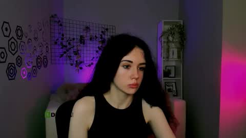 Snapshot of riley_sanders chatting on 10-08-25, 07:22 Meow online show from 10-08-25, 07:22