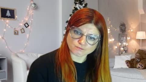 Snapshot of rileycomely chatting on 01-05-25, 11:55 RileyComely online show from 01-05-25, 11:55