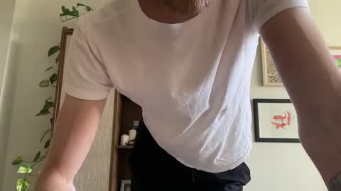 Snapshot of rileyman13xx chatting on 09-14-25, 07:13 rileyman13xx online show from 09-14-25, 07:13