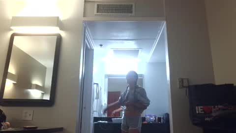 Snapshot of rileyraerhoads chatting on 10-29-25, 01:13 rileyraerhoads online show from 10-29-25, 01:13