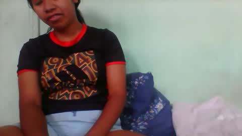 rinah856024 online show from 12-22-25, 07:38