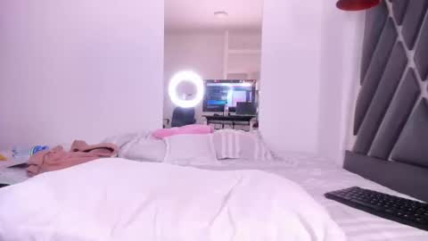 Ririblonde online show from 09-24-25, 03:59