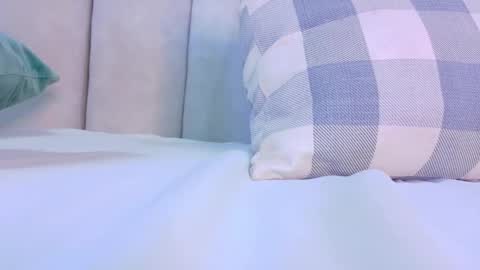 RIRI  online show from 02-09-26, 08:57