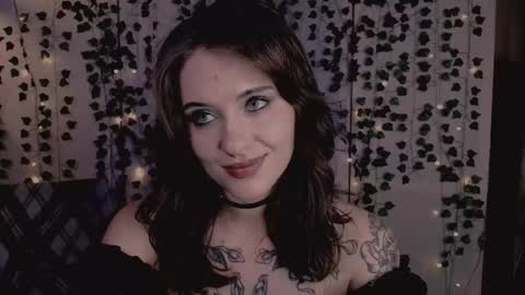 Snapshot of risha_laass chatting on 11-21-25, 08:18 risha_laass online show from 11-21-25, 08:18