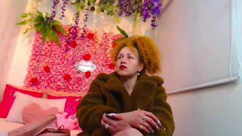 Risitos De Oro online show from 10-17-25, 03:10