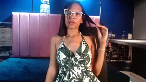 risy_rose online show from 02-06-25, 08:23