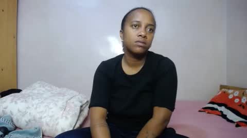 Snapshot of ritahsexy chatting on 09-23-25, 02:14 ritahsexy online show from 09-23-25, 02:14