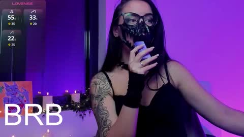 Snapshot of ritasunset chatting on 11-19-25, 11:10 Miss Rita online show from 11-19-25, 11:10