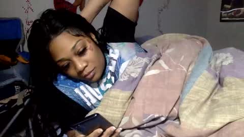 Snapshot of riversaint chatting on 01-14-25, 10:38 River Saint online show from 01-14-25, 10:38