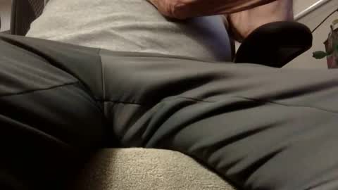 Snapshot of riverskarltc chatting on 10-08-25, 02:42 RiverskarlTC online show from 10-08-25, 02:42