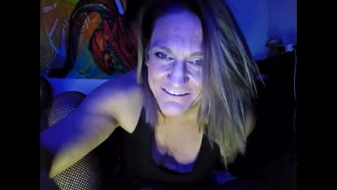 Snapshot of rjeanr chatting on 12-08-24, 02:49 Randiz online show from 12-08-24, 02:49