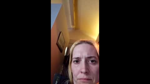 Snapshot of rm9389763 chatting on 12-14-25, 06:23 rm9389763 online show from 12-14-25, 06:23