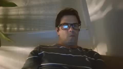 Snapshot of rnero67 chatting on 10-03-25, 03:47 Rnero67 online show from 10-03-25, 03:47